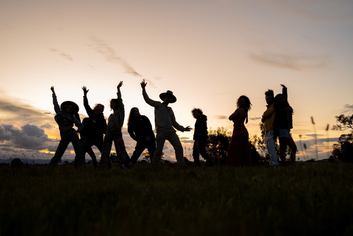 Dancers from Wali's Kangaroo time video